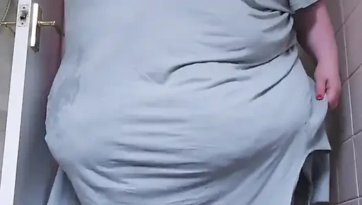 SSBBW Giant Walking Towards You