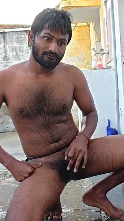 XHard - Outside Bathing Video Kumbha Manoj Kumar | Clip 1