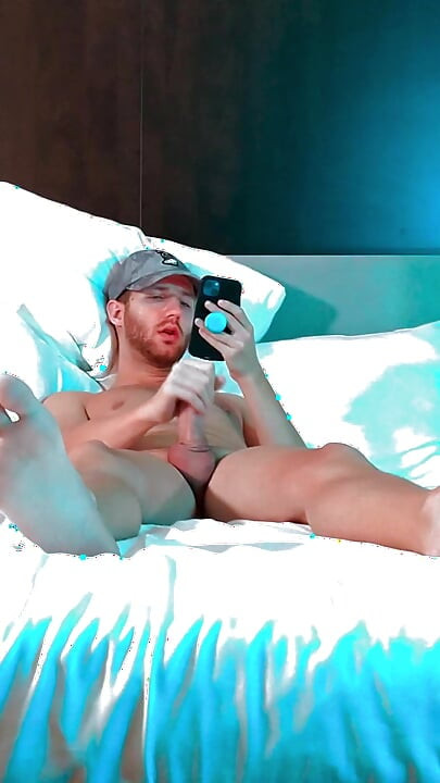 Solo Cumshots Galore