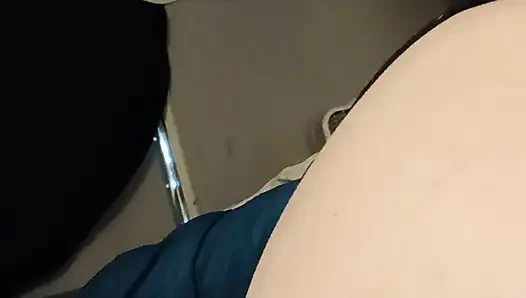 Mesin memek gemuk basah seru