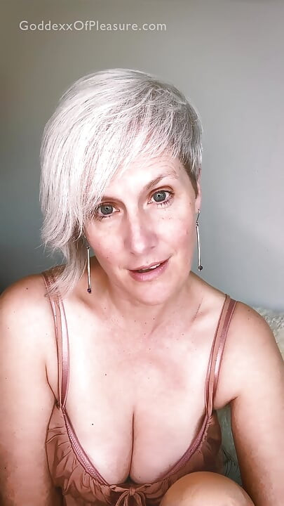 Only Stepmommy Knows How To Heal Your Heart JOI
