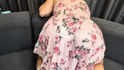 I fucked my big ass stepmom when I saw her in doggy style on the furniture