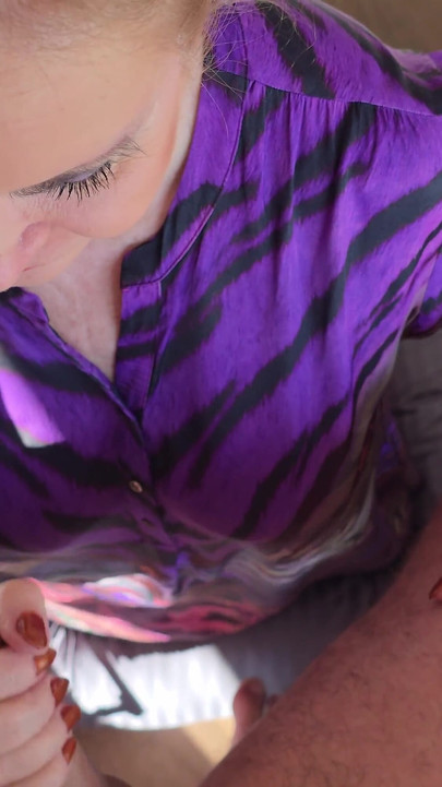 My Boss Loves My Blowjobs