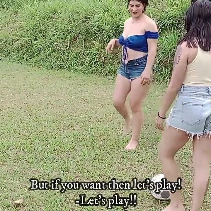 جنس مثلي هاوي في ملعب كرة القدم