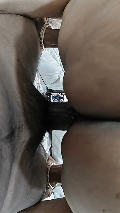 Rapariga Desi Real de Calcutá juntou-se à nossa indústria pornográfica a partir da descrição Hoje pela primeira vez