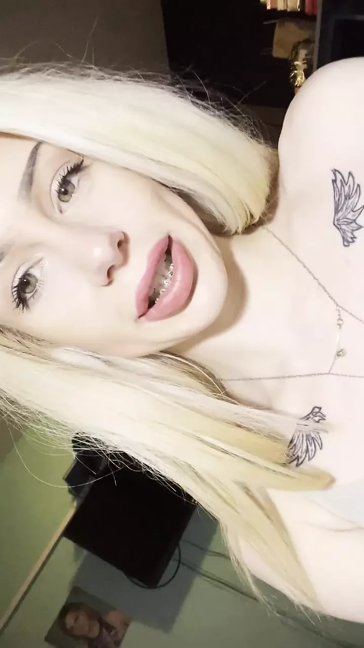 Blonde Euro Slut wants a Daddy