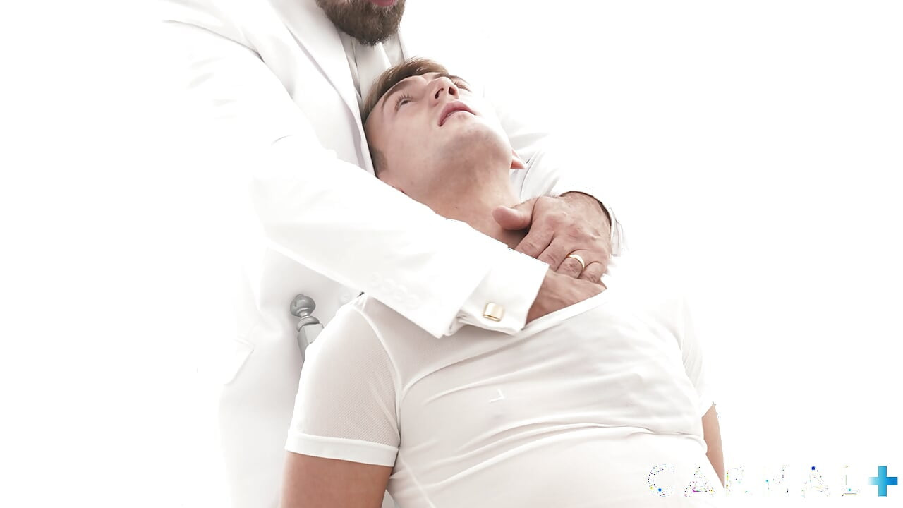 MasonicBoys - Cute innocent twink Colton Fox seduced by suited DILF