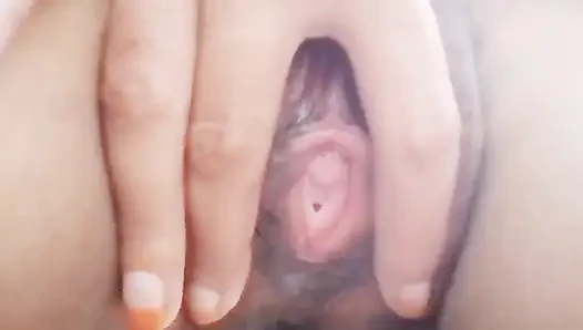 Bangladeshi girl solo masturbation in bathroom