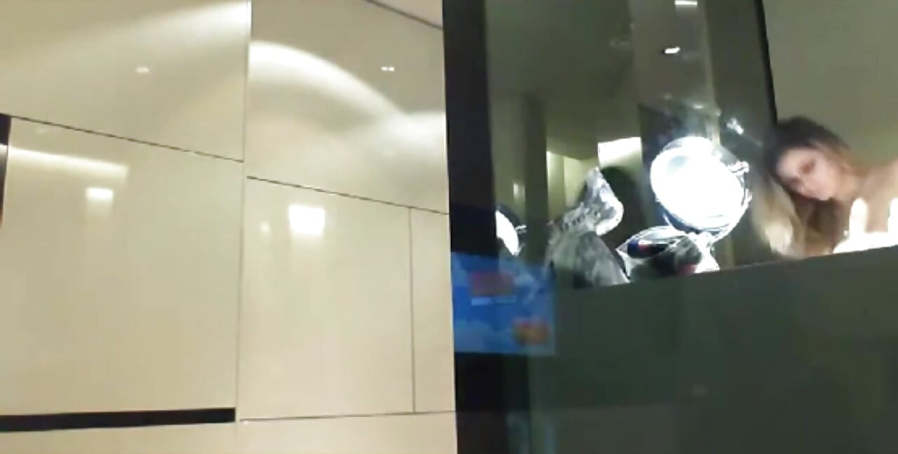 Dea Squirt and Shower in Berlin