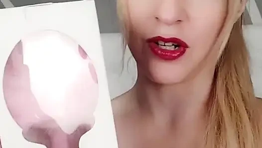 Hai Babies! Aku Lagi Asik Pamer Mainan Seks Baruku untuk VideoKu Selanjutnya!