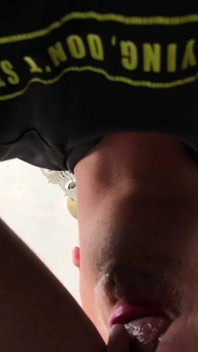 흑인 대물 자지에게 따먹히는 18세 소녀