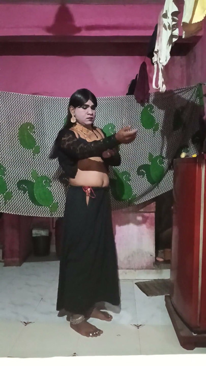 Madhuri Bhabhi | Clip 1