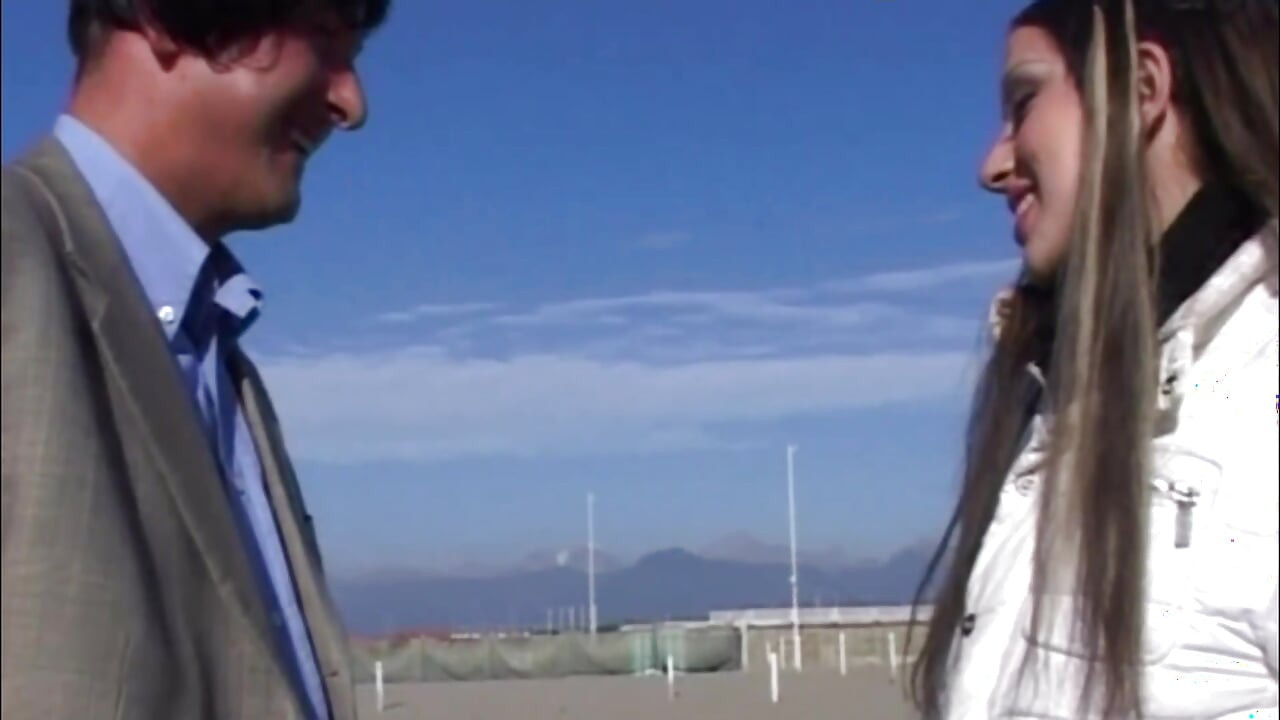 Prvo porno kino, a zatim orgija s transvestitom