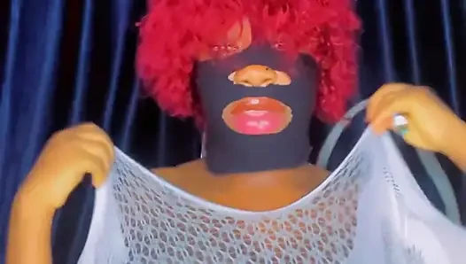 Sexy aussehende schwangere dame schreit