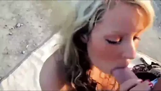 my sis sucks quick my best frie'd cock outdoor