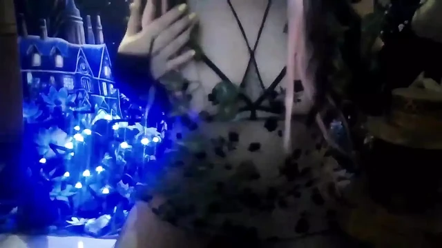 Swamp Witch Makes You Drink Her Potient, Casts a Magic Spell to Conjure a Fucking Session