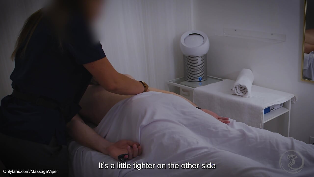 MassageViper - Regular Client Tries New Flexible Masseuse & Plays With Her Asshole