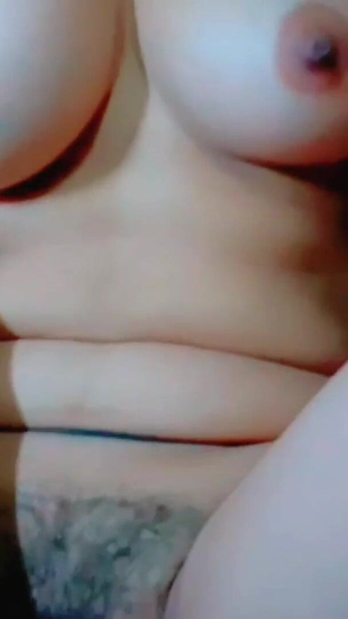 This time pussy is at the limit of its arousal, I want to enjoy it at this time, I am trying. | Clip 1