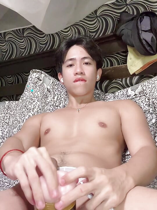 jacking off when i saw my neighbor naked