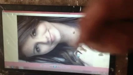 My first ever cum tribute (Victoria Justice)