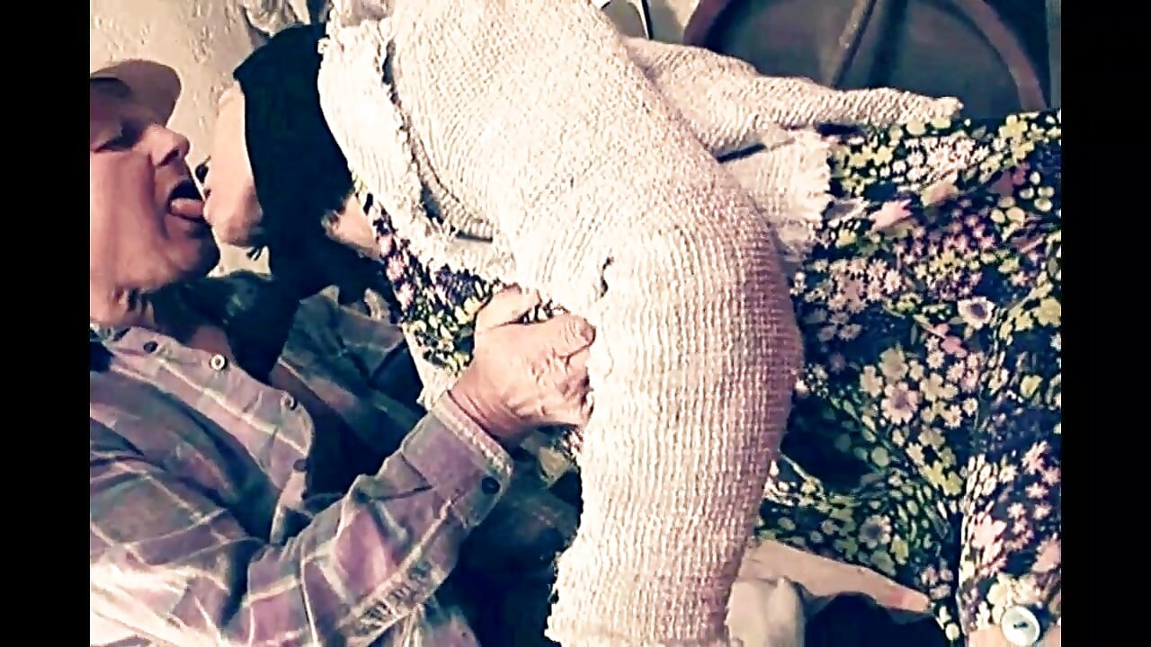 Old Man Couple with Farm Fuck and Cumshot on Hairy Pussy