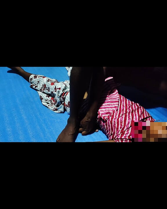 Desi Tight Bhabhi First Time Video