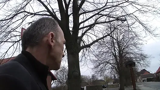 İki olgun güzel arasında azgın seks