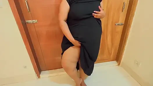 Huge Hanging Fat Boobs & Big Ass Arab Hot Stepaunty Want Fuck From Neighbor When Her Husband Go to Market!