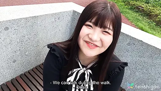 Madoka watanabe porno yıldızı olmak isteyen bir market çalışanı