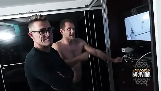 Handjobs, Jokes and News in the Nacho Vidal Mansion