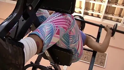 Latina babe and tanned blonde beauty orally seducing each other