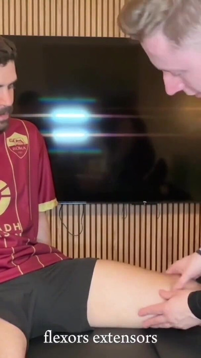 Nezaboravan trenutak iz "Sportske masaže - Slatkom nogometašu guzicu uništenu kad je upoznao novog masera"