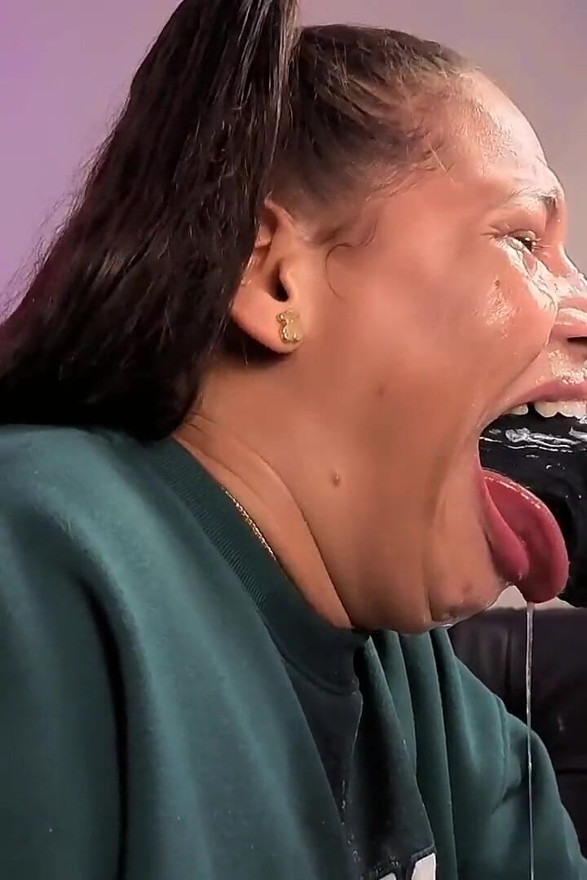 Uvula Fetish