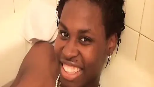 Home Made Masturbation Vol. 4 (film porno lengkap)