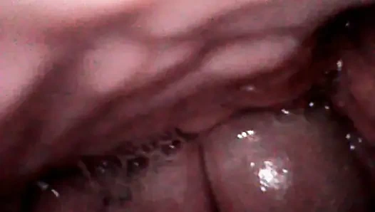 Это внутренняя часть моей киски, пока меня жестко трахают