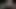 Der Typ wichst leise seinen Schwanz, während alle schlafen