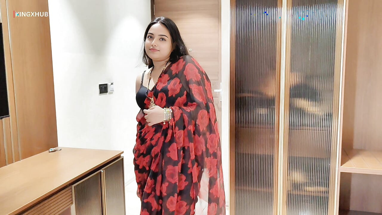 Indian Desi Aunty was Angry, we shared single bed, Full Hindi Audio