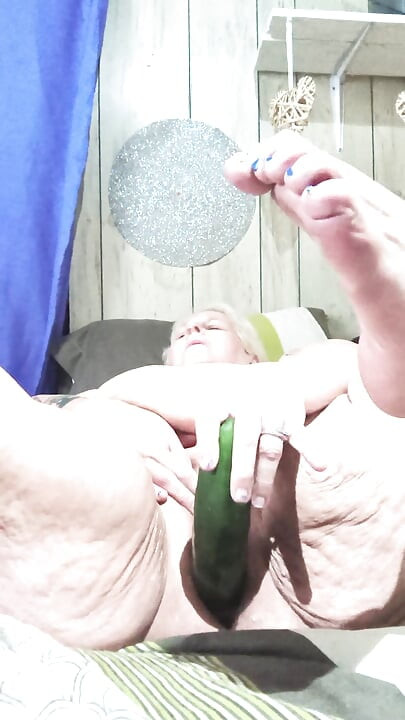 Horny Slut Who Fucks Food a Bunch