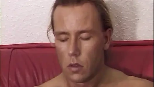 Perfect German dolls sharing dick and sperm in anal threesome