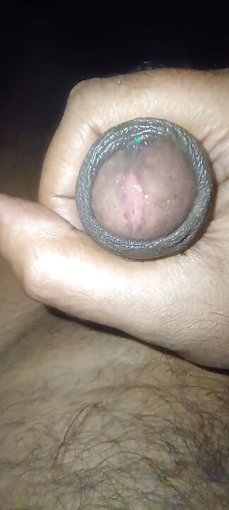 진동하는 동안 자지를 따먹는 작은 자지