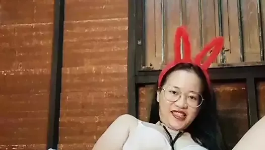Sexy Asian cute girl masturbate