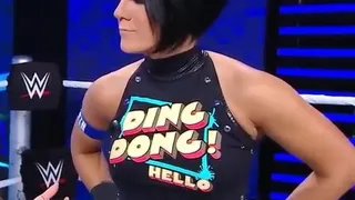 WWE - Bayley in cutoff shirt, Smackdown 12-18-20