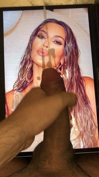 Pancutan mani Kim Kardashian 2