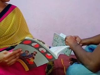 India maestra y estudiante de tecnología