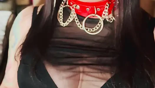 Sarung tangan lateks, perhiasan & ratu merokok! Tina snua lagi asik masturbasi sambil merokok & pamer tangannya yang disukai - dangle yang basah kuyup berdering