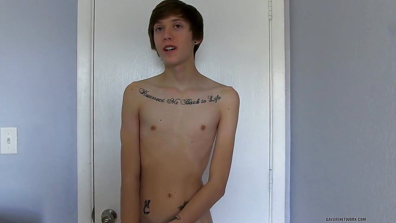 Interviewing New Twink Boy Nick