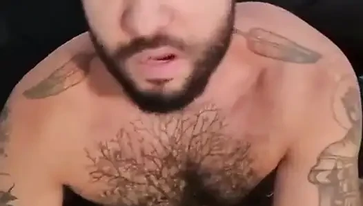 Spor salonundan sonra vücudumun erkeksi kokusunun tadını çıkarırken beni mastürbasyon yaparken izle