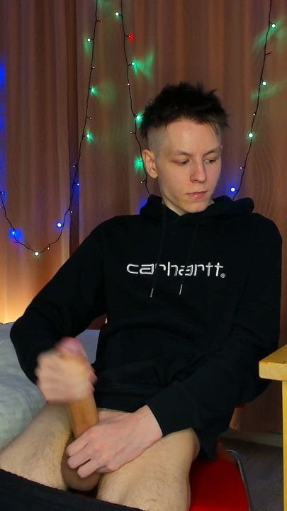 Young Stud's Ecstatic Cum-filled Finish