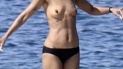 Zoe saldana - seksowna kolekcja zdjęć topless