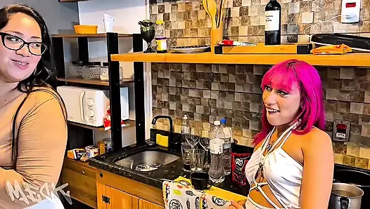 Prt.1 - Besuch von der frechen tiffany Carioca, freches mädchen mag gefahr und gab mir eine ruhige zeit, damit meine frau nicht bemerken würde, dass gierige frech ...